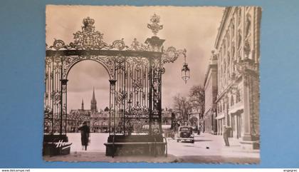 CPA   Nancy  La Place Stanislas