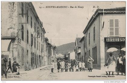 Carte Postale Ancienne de NEUVES MAISONS