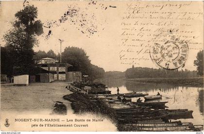 CPA NOGENT-sur-MARNE Bord de MARNE canots (983186)