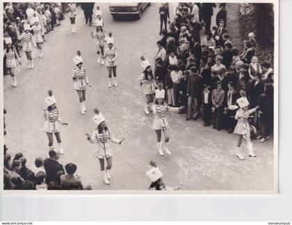 Défilé Fête populaire majorette défilés majorettes   défilé rue Studio photo LA FONTAINE Noisy Le Grand