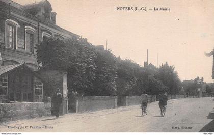 NOYERS-sur-CHER (Loir-et-Cher) - La Mairie