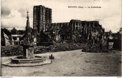 CPA Noyon La Cathedrale FRANCE (1014191)