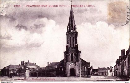 CPA OUZOUER-sur - Loire - Place de l'Église (228325)