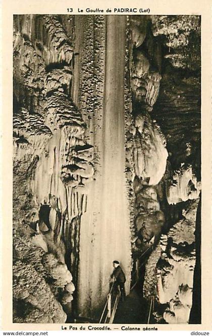 46 - Padirac - Le Gouffre de Padirac - Colonne géante - Animée - Spéléologie - Grotte - CPA - Voir Scans Recto-Verso