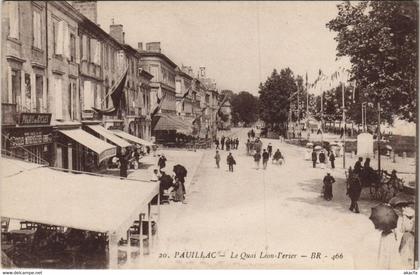 CPA PAUILLAC-Le Quai Léon Perier (28489)