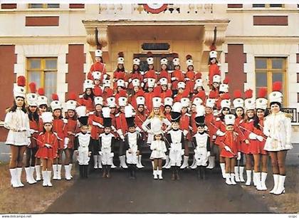 CPM Persan Majorettes de Persan à la Mairie