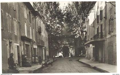 Cpsm Peyrolles - Rue de l'Horloge