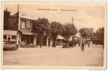 PIERREFITTE-SUR-SEINE PLACE DE LA GARE AUTOMOBILES