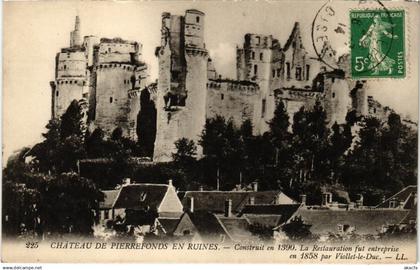 CPA Pierrefonds - Chateau de Pierrefonds en Ruines (1032210)