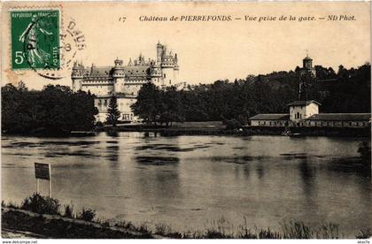 CPA Pierrefonds - Chateau de Pierrefonds - Vue prise de la Gare (1032235)