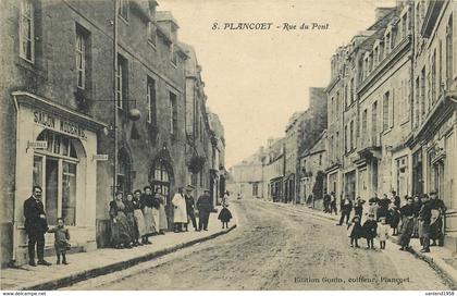 PLANCOËT -rue du pont