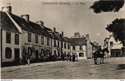 CPA Plougasnou - La Place (1033293)