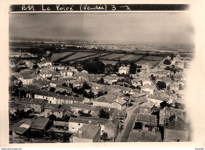 le poiré sur vie * photo ancienne * vue aérienne sur le bourg du village