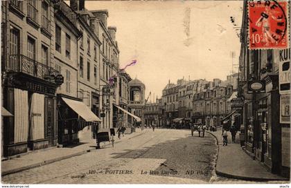 CPA Poitiers - Le Rue Carnot (111704)