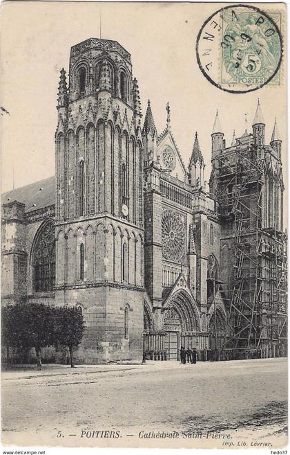 Poitiers - Cathédrale Saint-Pierre