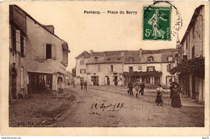 CPA PONTACQ Place du Barry (868799)