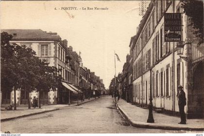 CPA PONTIVY - Le Rue Nationale (33093)