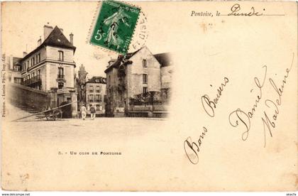 CPA PONTOISE - Un Coin de PONTOISE (68712)