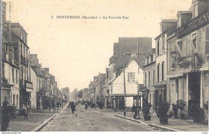 CPA Pontorson La Grande Rue