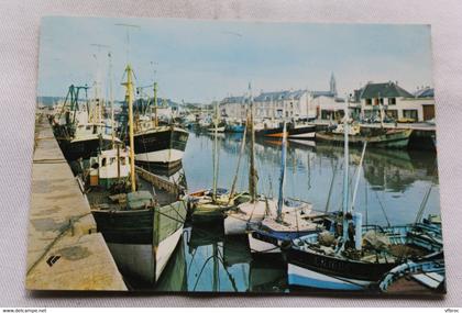Cpm 1976, Port en Bessin, le port, Calvados 14
