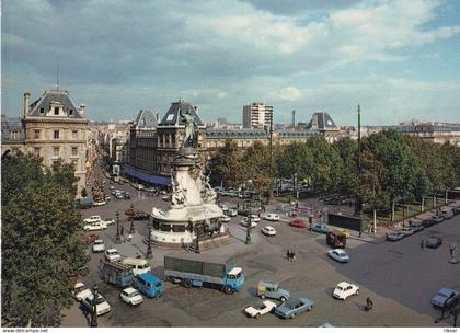 PARIS(CAMION) REPUBLIQUE(AUTOMOBILE)