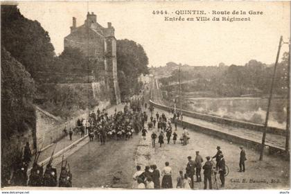 CPA QUINTIN - Route de la Gare (103476)