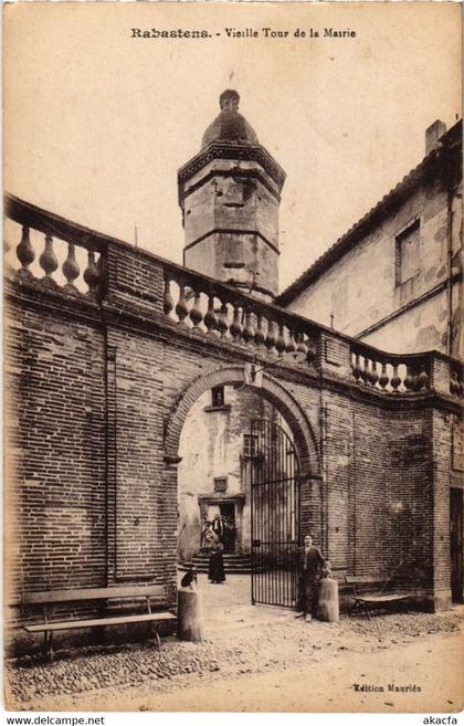 CPA Rabastens Vieille Tour de la Mairie FRANCE (1016416)