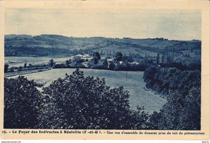 CPA Realville Une vue d'ensemble FRANCE (1094856)