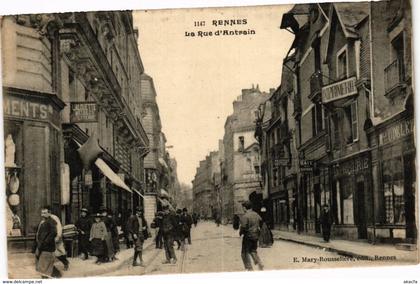 CPA RENNES - La Rue d'Antrain (226906)