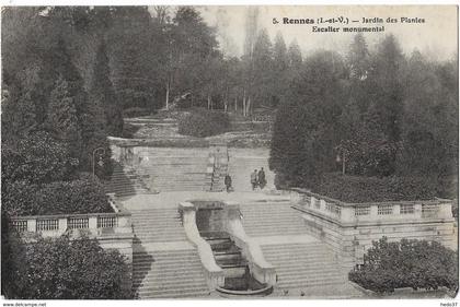 Rennes - Jardin des Plantes - Escalier monumental