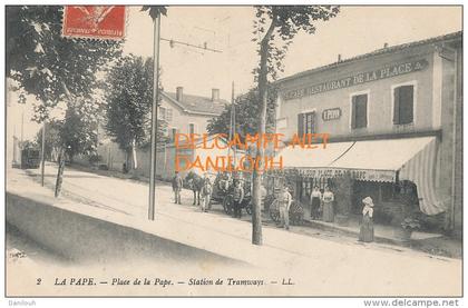 69 // RILLIEUX LA PAPE  place , station des tramways,  café restaurant