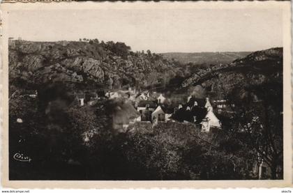 CPA ROCHEFORT-en-TERRE Vieux Bourg St-Nicoals (144825)