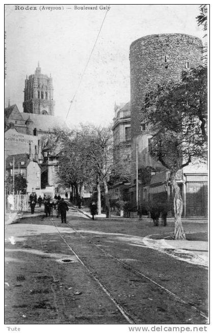 RODEZ BOULEVARD GALY ANIMEE