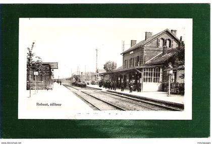 80 SOMME Arrivée d'un train en Gare de ROSIERES en SANTERRE