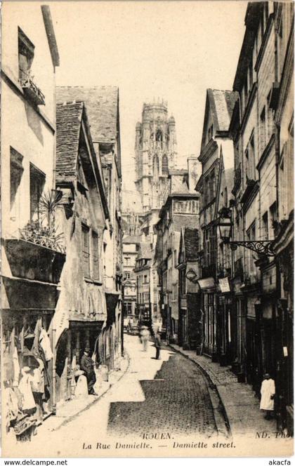 CPA ROUEN - La Rue Damiette (105534)