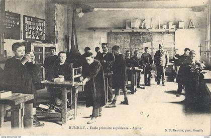 CPA Rumilly Ecole Primaire Supérieure - Atelier