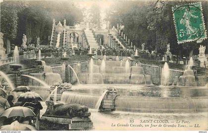 92 - Saint Cloud - Parc de Saint Cloud - La Grande Cascade - CPA - Voir Scans Recto-Verso