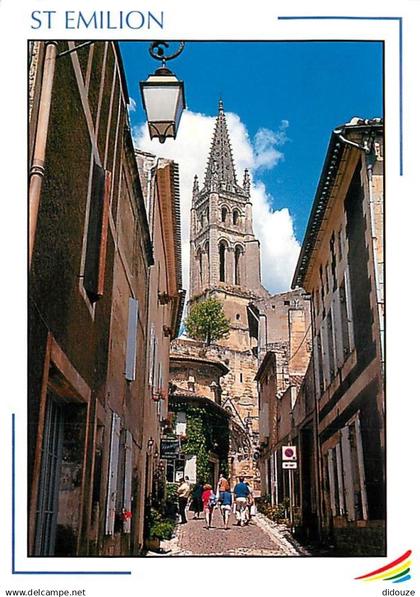 33 - Saint Emilion - Rue typique - CPM - Voir Scans Recto-Verso