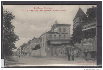 31 - Saint Gaudens - escalier de la ville et Boulevard - animée