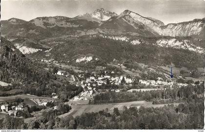 CPSM Saint-Jeoire La ville vue sur la Tour