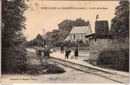 SAINT JULIEN DE VOUVANTES  SORTIE DE LA GARE