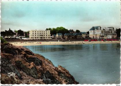 CPM Saint Lunaire- La Plage et les Hotels FRANCE (1022661)