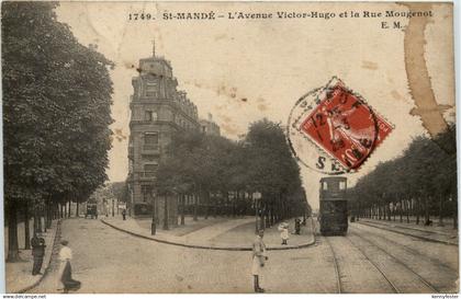 Saint Mande - L Avenue Victor Hugo