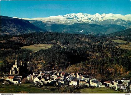 63 - Saint Nectaire - Vue Générale - Panorama sur Saint Nectaire le Haut - A l'horizon la chaîne du Sancy enneigée - CPM