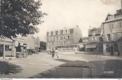 CPSM Saint-Pair-sur-Mer Centre de la ville