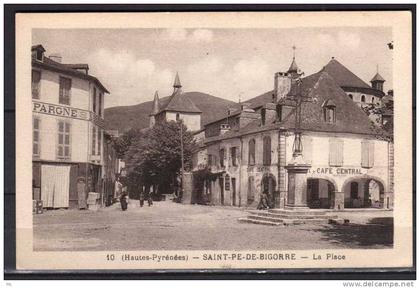 65 - Saint-Pé-de-Bigorre - La Place - Hautes-Pyrénées