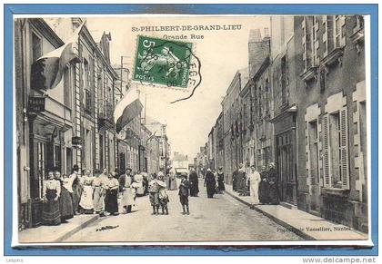 44 - SAINT PHILBERT de GRAND LIEU --  grande rue