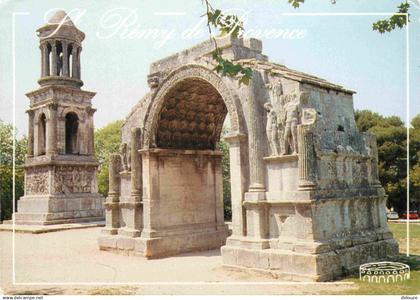 13 - Saint Remy de Provence - Les Antiques et le Mausolée - CPM - Voir Scans Recto-Verso