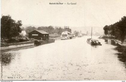 SAINT SATUR(BATEAU PENICHE)