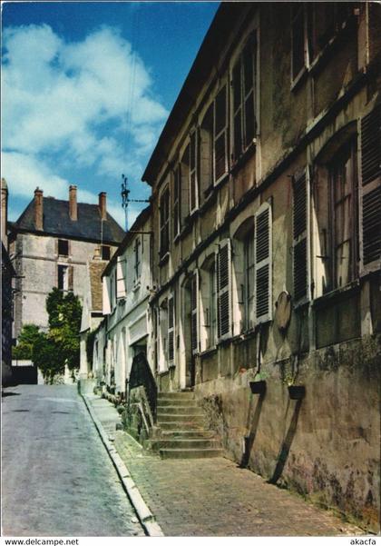 CPM SAINT-SAUVEUR-en-PUISAYE La Maison Natale de Colette (1196626)